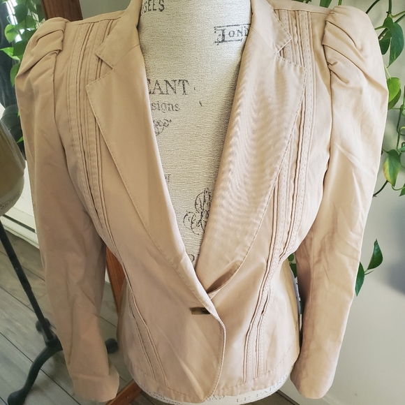 ZARA | Collared Puff Shoulder Single Breasted Beige Blazer Jacket (Size S/M) - Picture 2 of 13